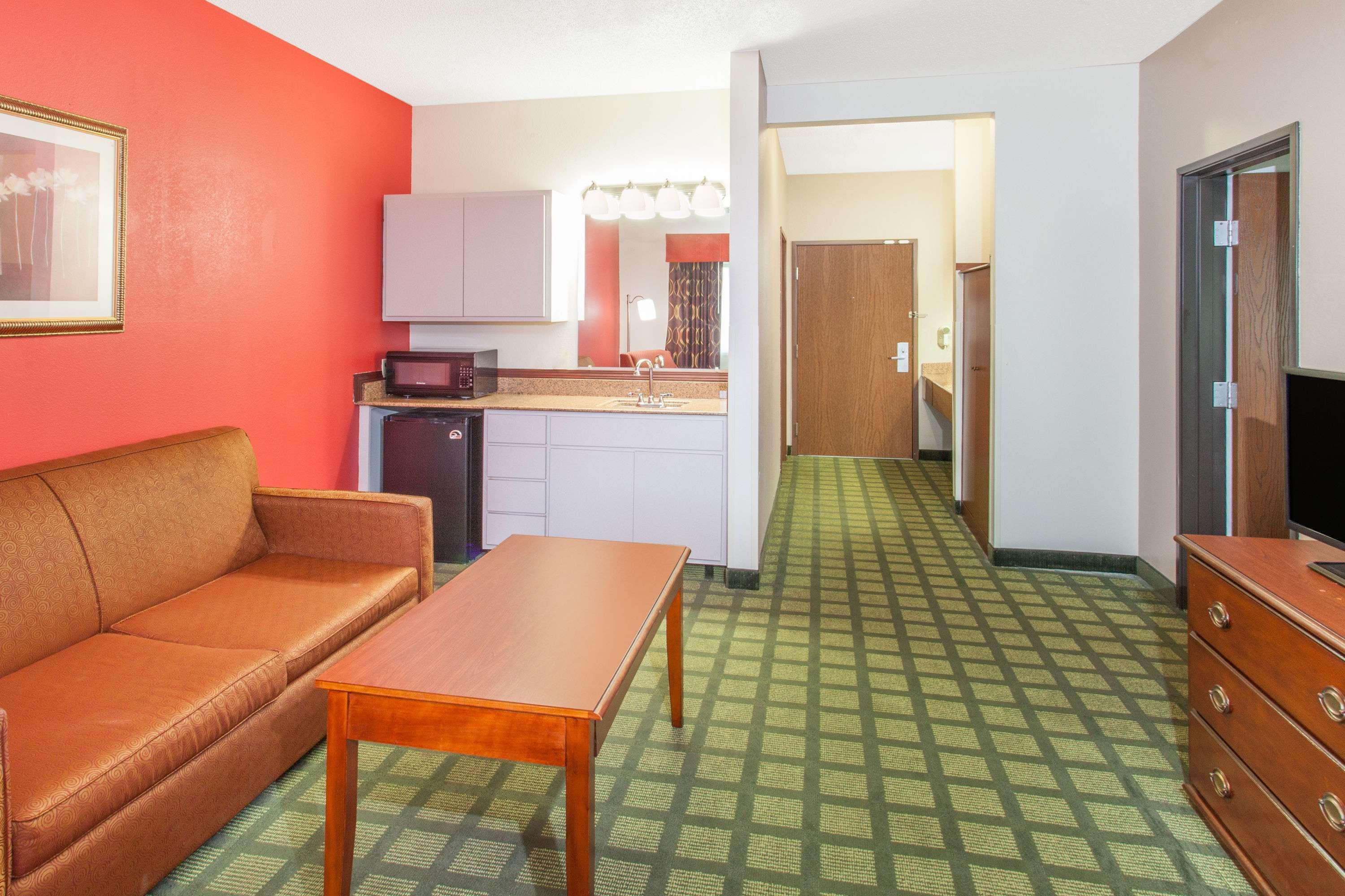 Готель Ramada Limited Decatur Forsyth Екстер'єр фото